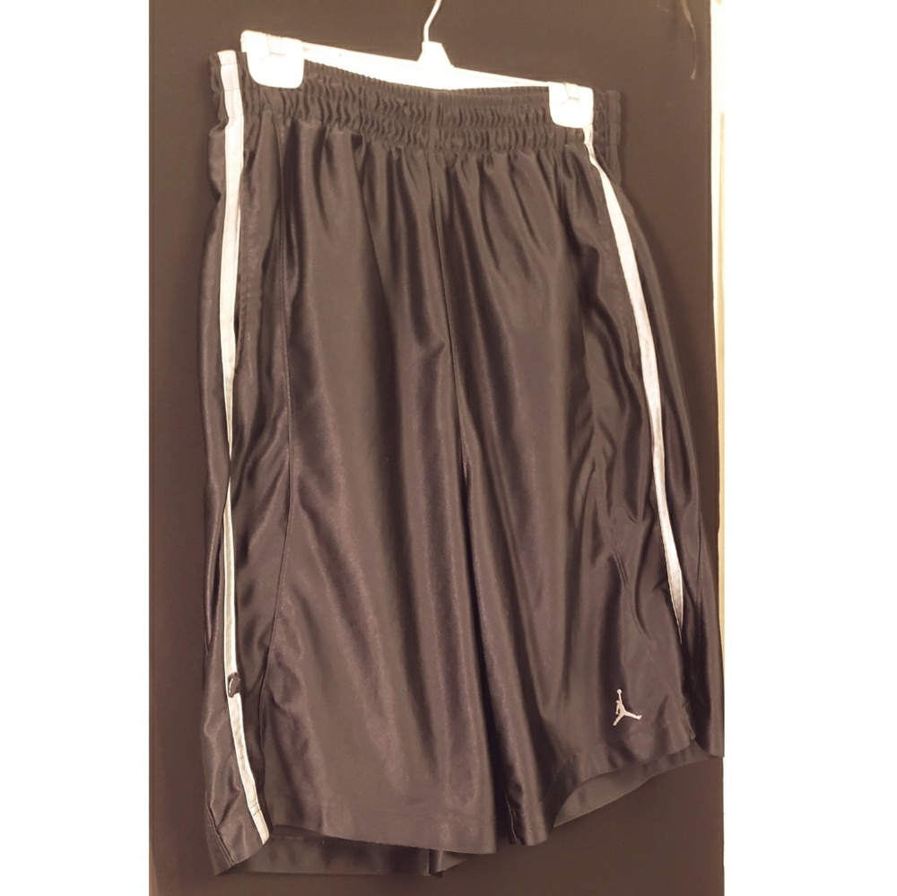 Men's large Jordan basketball shorts